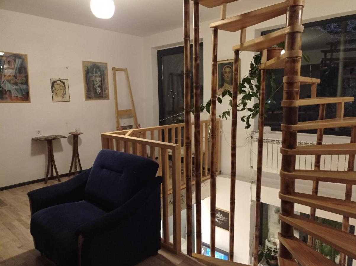 Villa Portina Ambrolauri Eksteriør billede